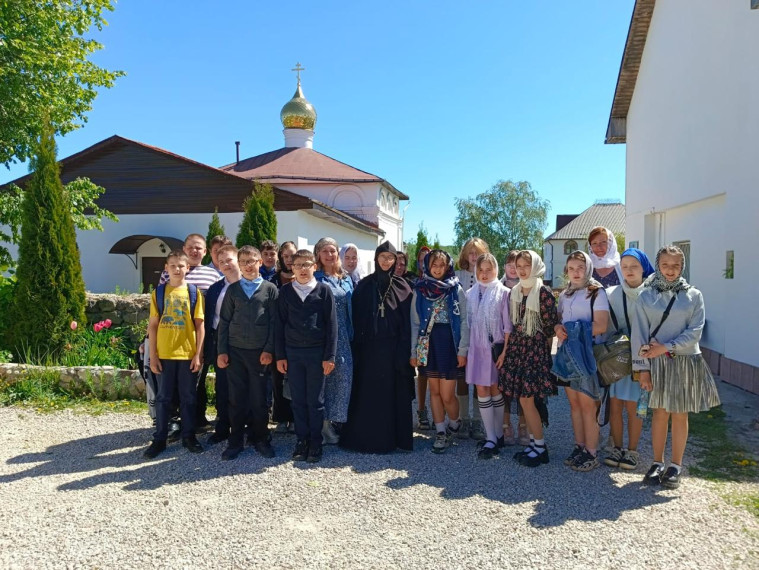 Поездка в Храм.