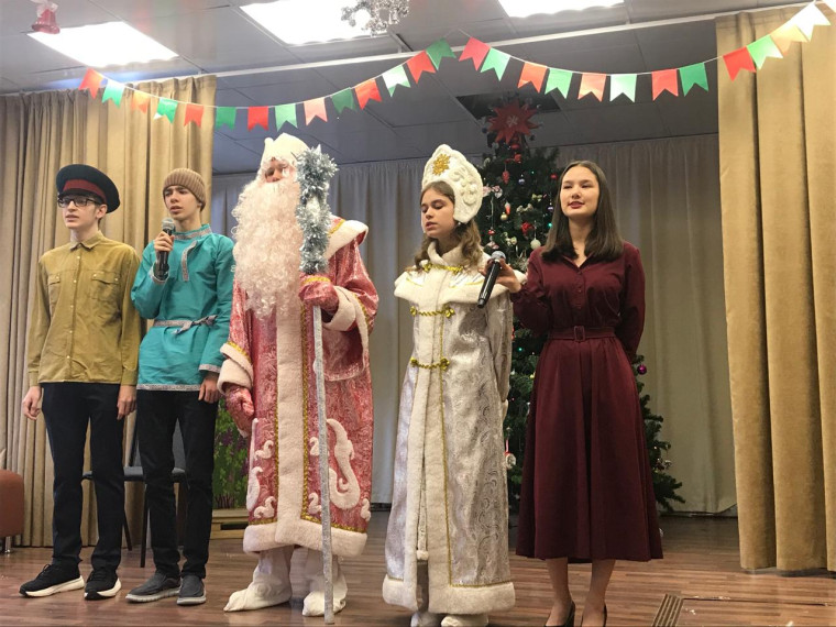 «Новогодние приключения» для обучающихся 5-11 классов.